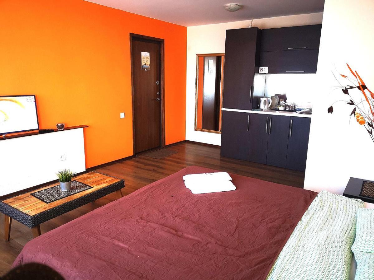 River Apartments ไคลเพดา ภายนอก รูปภาพ